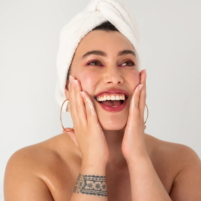 Clean Slate Superfruit Cleanser