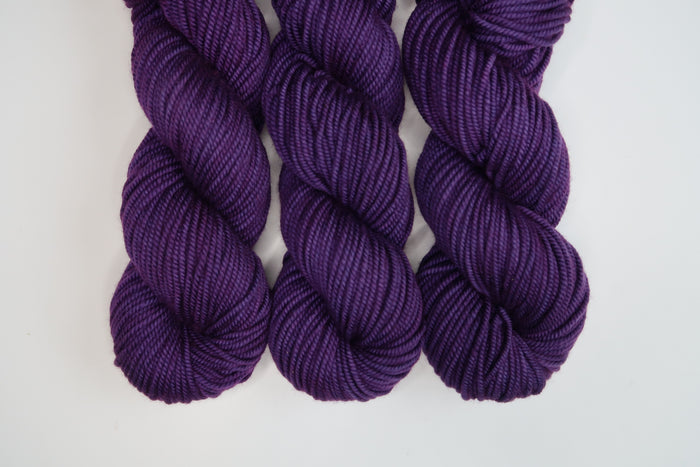 Dazzle- Grange Aran