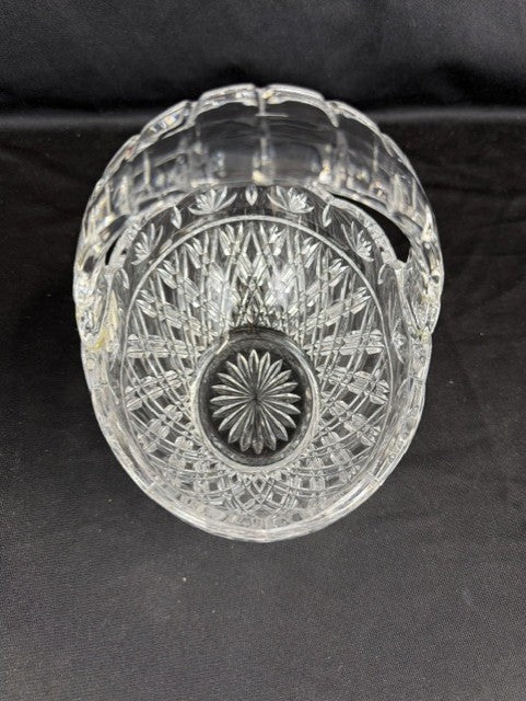 Lead crystal basket