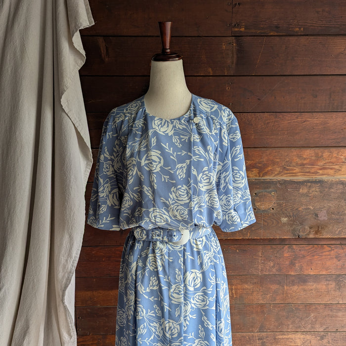90s Vintage Light Blue Floral Boxy Midi Dress