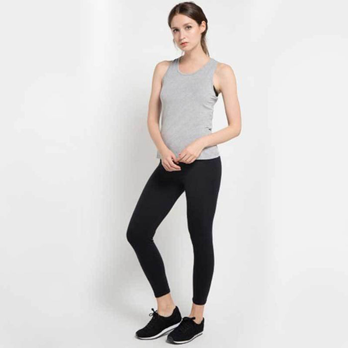 Action Tank Wanita