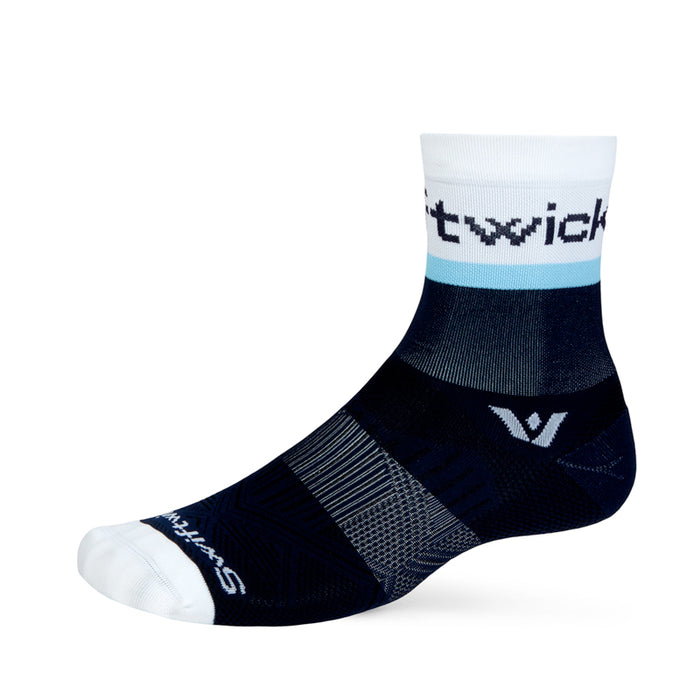 Aspire Mid-Crew sock in navy and white with a blue stripe