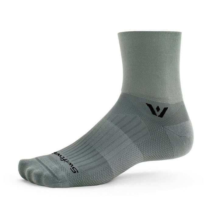 Aspire Quarter Crew High sock in pewter gray