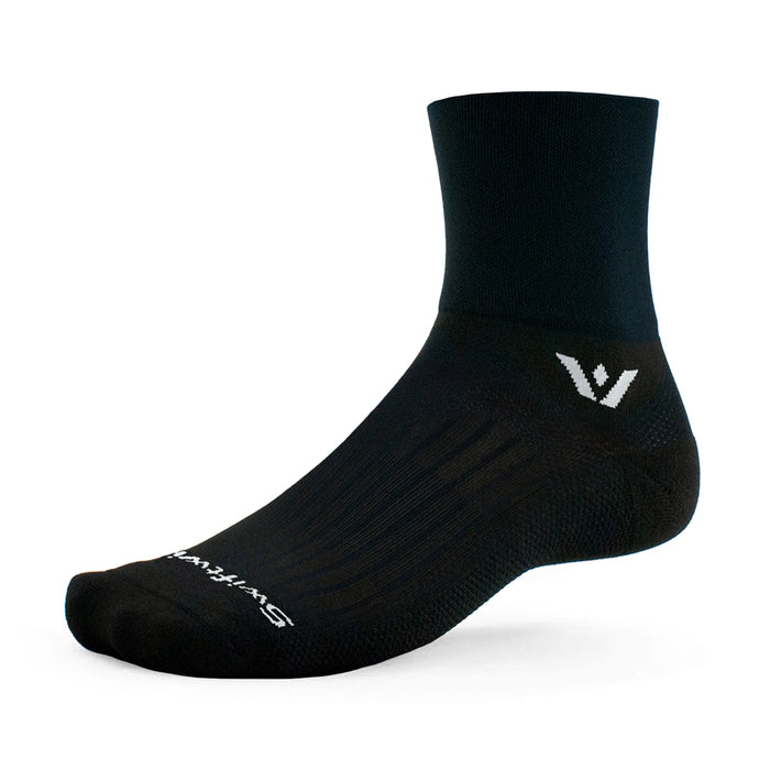 Aspire Quarter Crew High sock in black