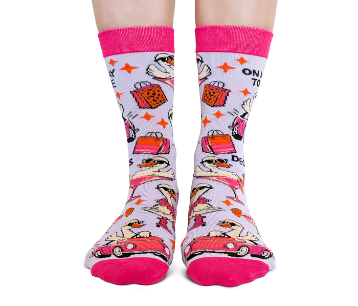 FUNNY GIRL DECISIONS SHOPPING PINK WOMEN SOCKS UPTOWN SOX