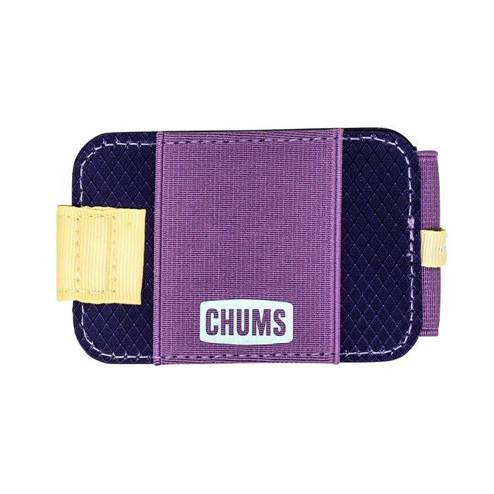 Featuring four card slots, a clear ID window, and an external elastic band for cash, the Bandit Bi-Fold has just what you need and nothing you don’t. A secure magnetic closure keeps everything in place, while the included RFID-blocking card adds an extra layer of protection.