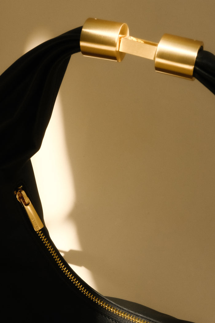 Bristol Croissant Leather Shoulder Bag - Black