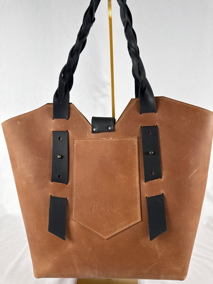 Chain Bridge Large Leather Bag