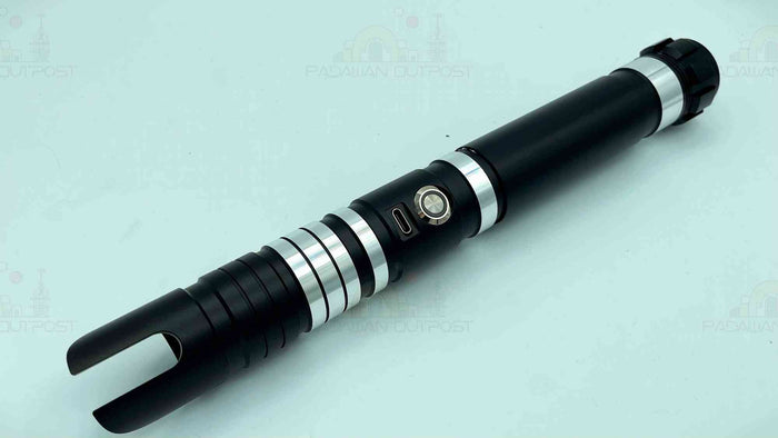 Combat Saber - Model Hunter-Padawan Outpost