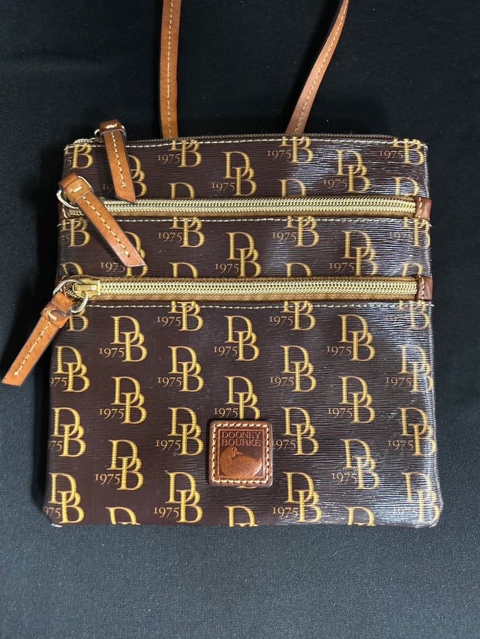 Dooney & Bourke Crossbody Bag