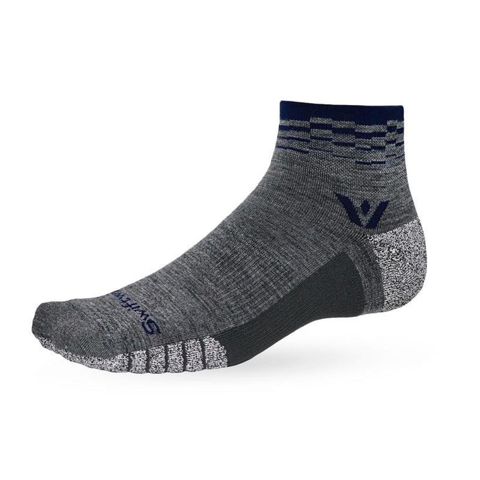 Flite XT Trail Quarter Crew sock in gray and navy with a step pattern