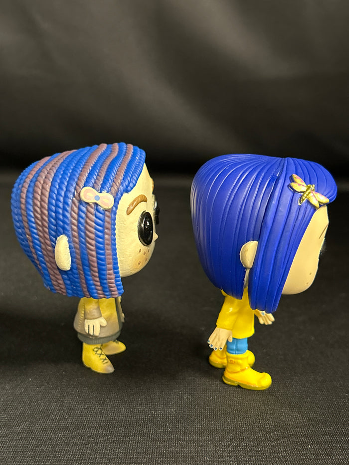 Funko Pop Coraline Raincoat 423 & Coraline Doll 425