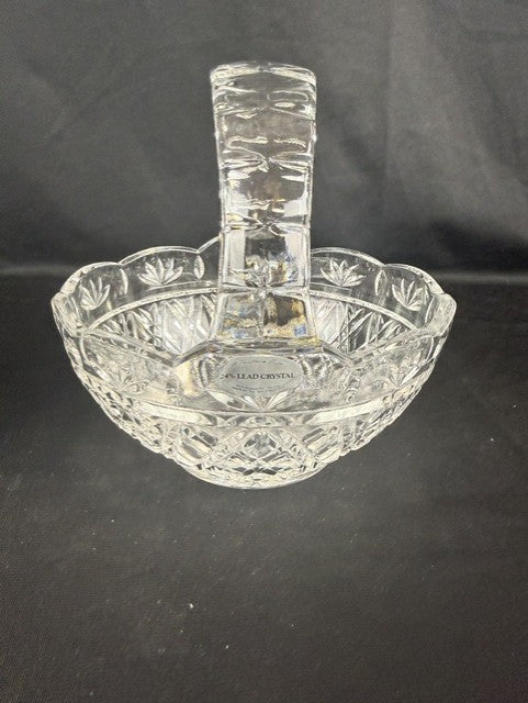Lead crystal basket
