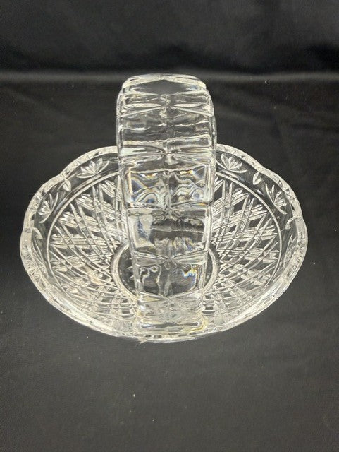 Lead crystal basket