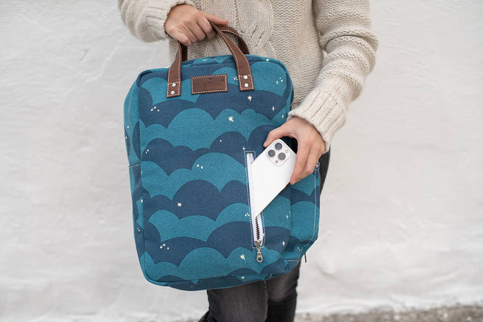 MAIKA - Zippered Backpack, Plaka