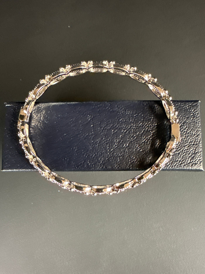 NIB Montana Silversmiths Crazy Daisies Bracelet