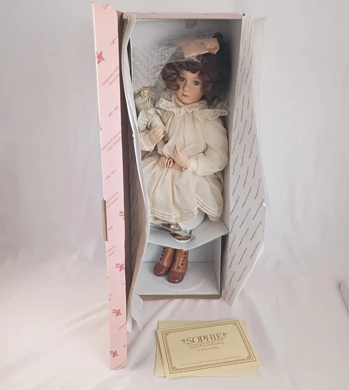NIOB "Sophie & Her Bru" by Georgetown Collection