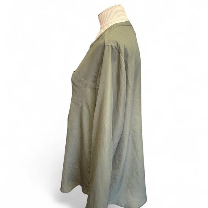 Old navy green long sleeve shirt