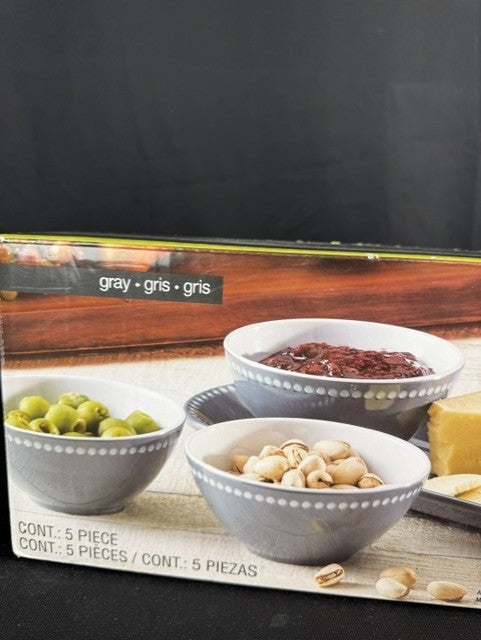 Pandex beaded malamine serving set