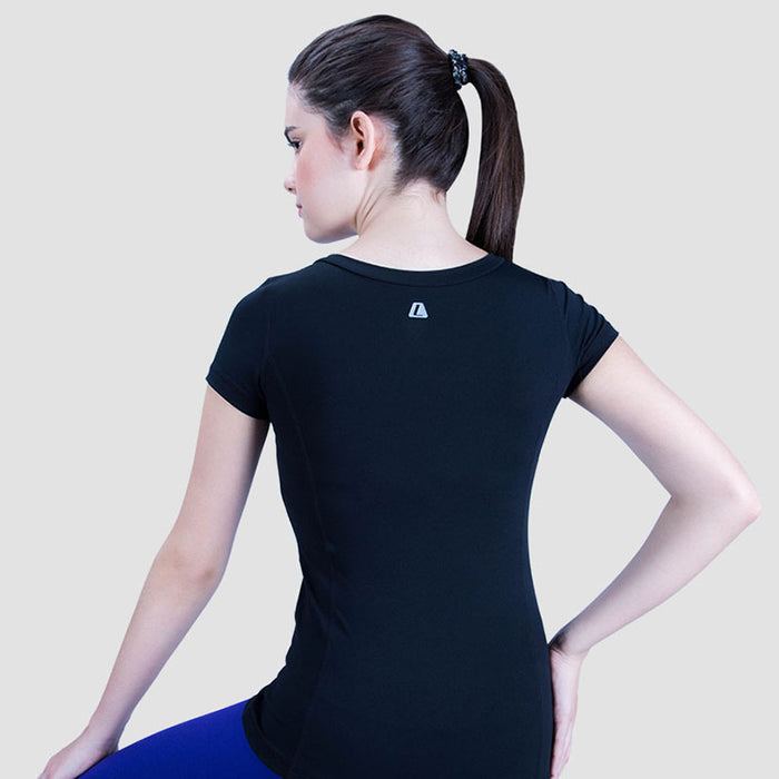 Pose V- Training Tee Wanita