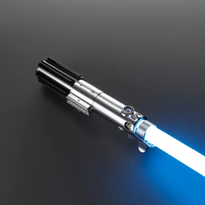 Raffle: Luke Skywalker A New Hope Lightsaber & Signature Plaque Signed by Mark Hamill (+ Display Case & Stand)