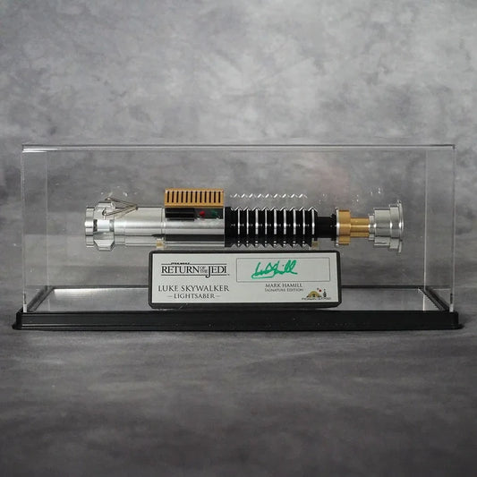 Raffle: Luke Skywalker Return of the Jedi Lightsaber & Signature Plaque Signed by Mark Hamill (+ Display Case & Stand)