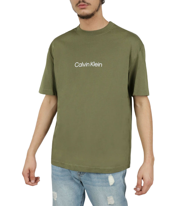 Short Sleeves Relaxed Standard Logo Tee