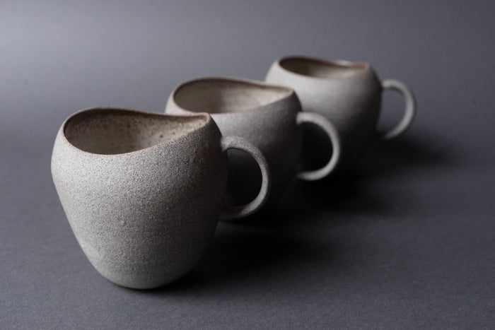 Stone - "INTROVERT" cozy tall mug 400 ML