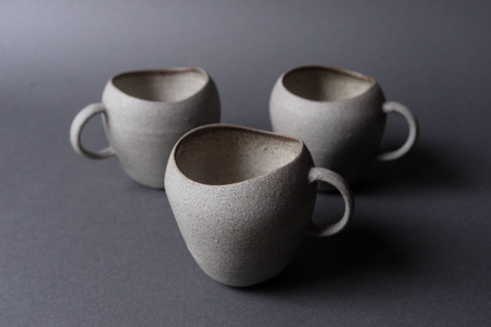 Stone - "INTROVERT" cozy tall mug 400 ML