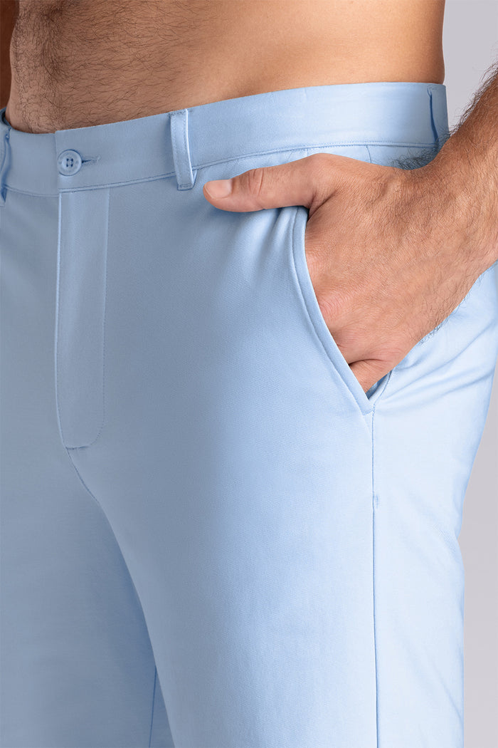 Model wearing Vision Airy Blue Icy Cotton® mid rise shorts.