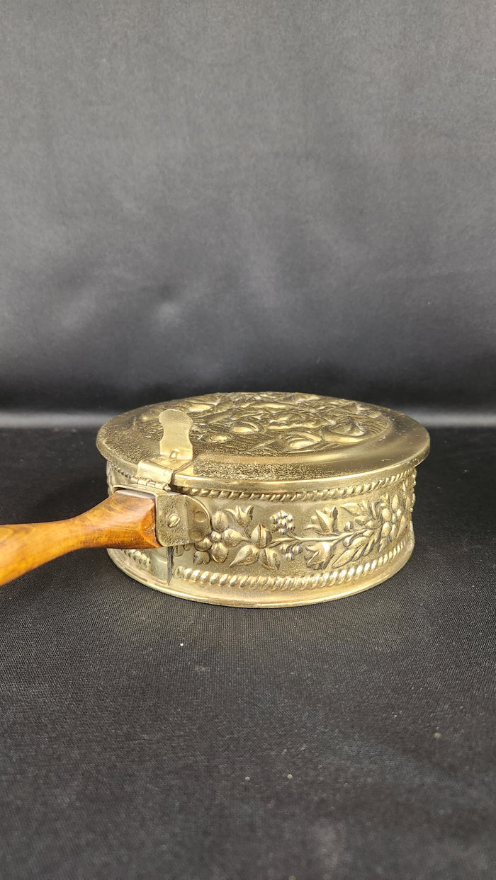 VTG Brass "Silent Butler" or Crumb Catcher