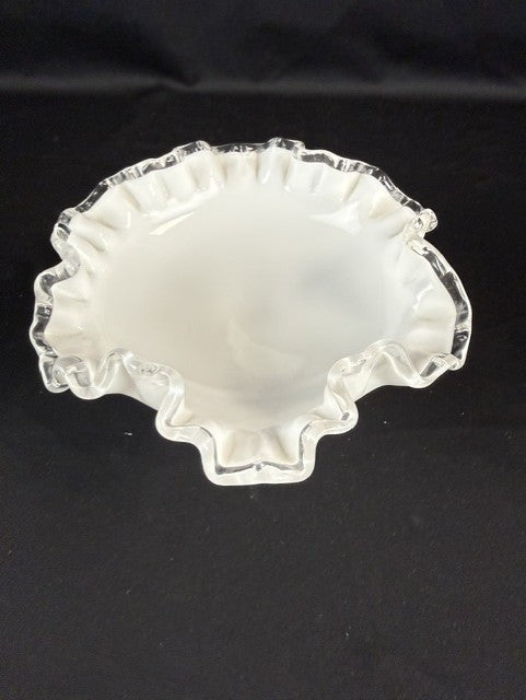 Vtg Milkglass pedastal bowl ruffled edge