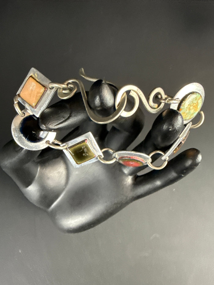 VTG. Style Multi-Colored Link  Bracelet