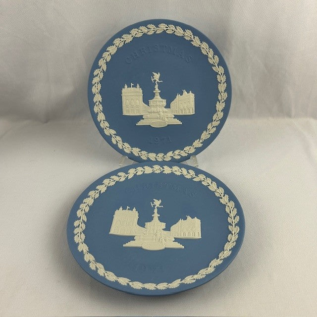 VTG Wedgwood Christmas Set