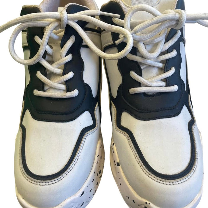 White and black chunky sneakers