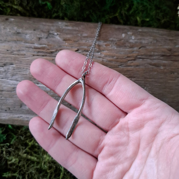 Wishbone Necklace