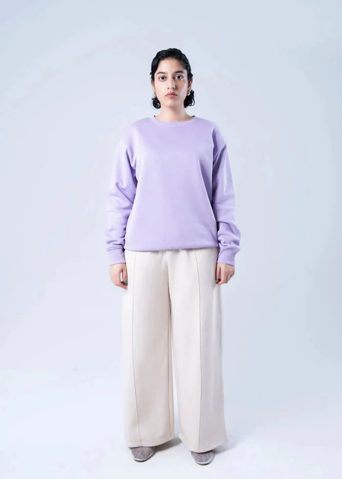Women's lilac winter sweatshirt, front view with loose fit and ribbed hems