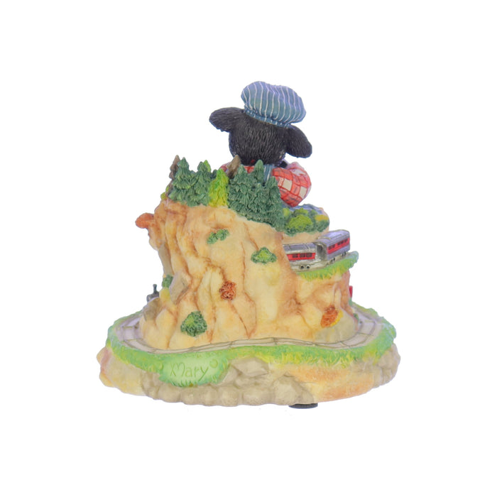 Marys-Moo-Moos-by-Mary-Rhyner-Nadig-Resin-Figurine-Youre-On-The-Right-Track-671088
